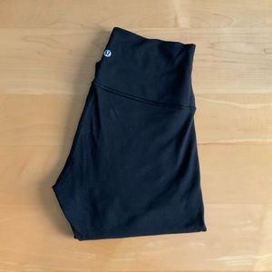 Black Lululemon high rise leggings